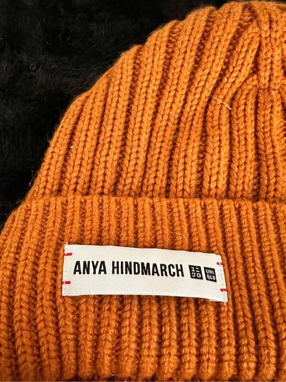 ANYA HINDMARCH Collaboration Uniqlo Knit Hat Orange One Size - Picture 3 of 4